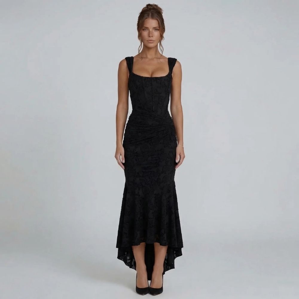 Annalise Lace Maxi Dress